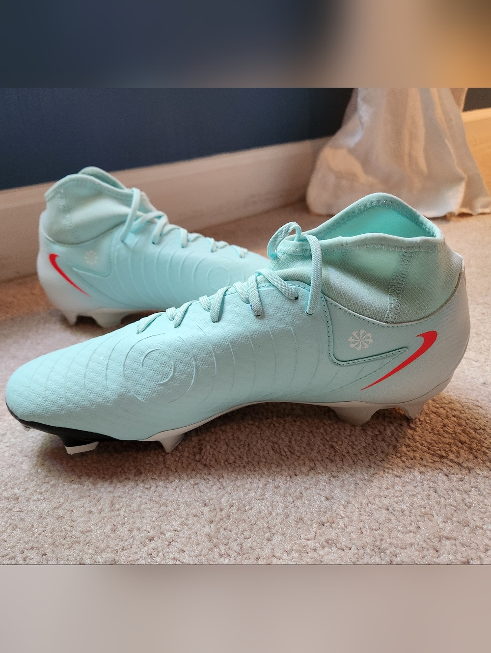 Nike Phantom Luna 2 Academy MG High Top Soccer Cleats Mint (FD6725-300) Size 9.5